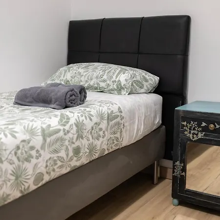 Apartment Luises Apt By Kursaal Apartments En Barrio De Parking Gratuito *